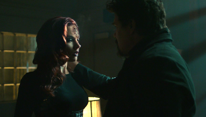 Van Helsing 1x11 Dmitri mostra para Rebecca quem está no poder